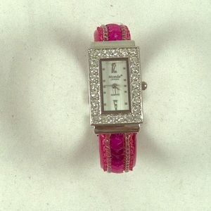 Mondu Japan Steel Pink Sequin Cuff watch